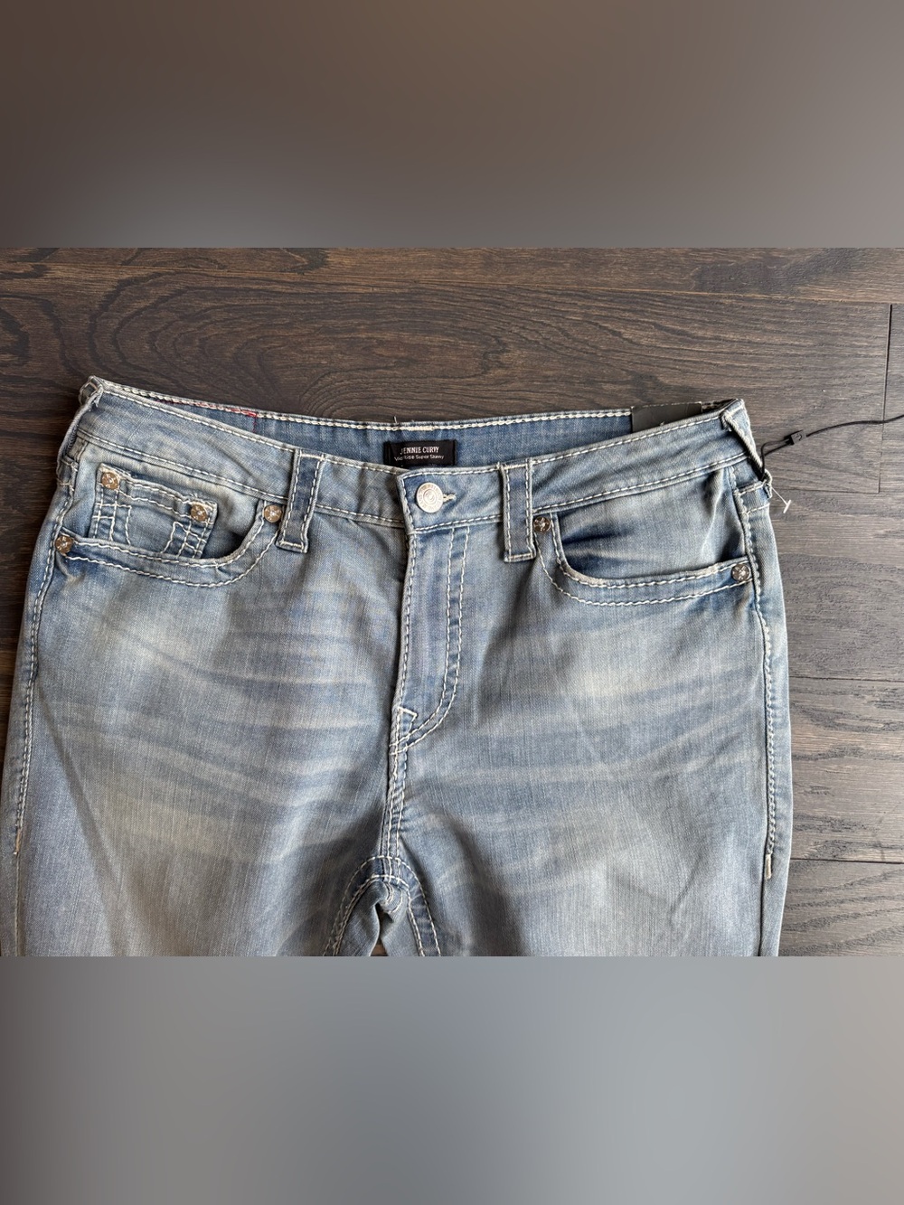 True Religion Jennie Mid Rise Curvy Skinny Jean $155 Size 33 NWT - Picture 4 of 6